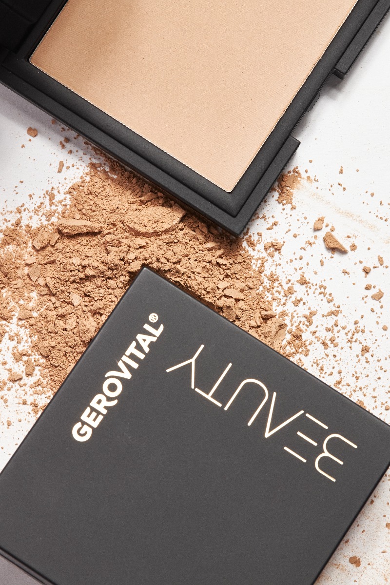 Pudră Compactă Matifiantă 8h, Gerovital Beauty, 9.5 Gr